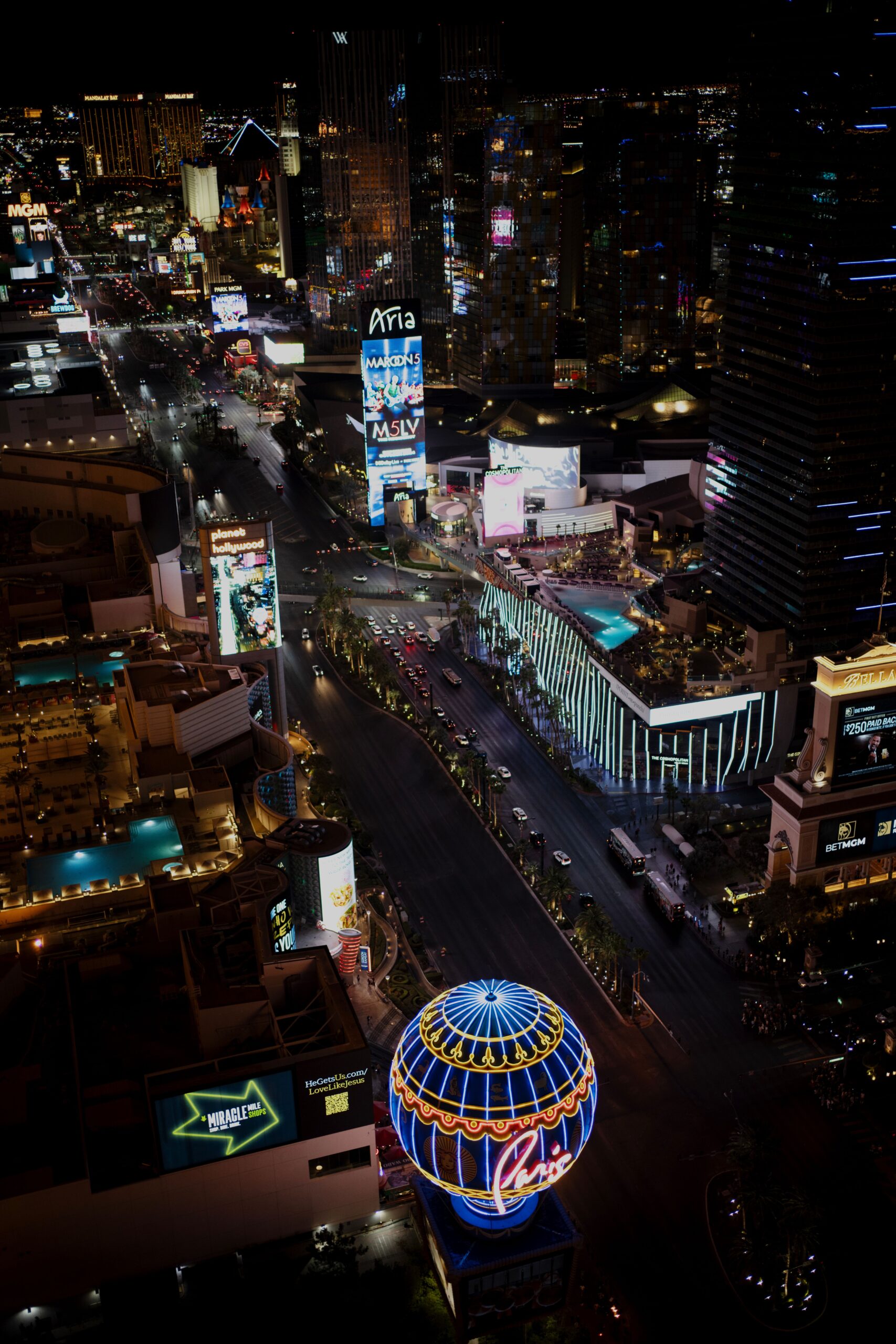 How Much Does a Trip to Las Vegas Really Cost in 2026? (Budget vs. Mid-Range vs. Luxury)